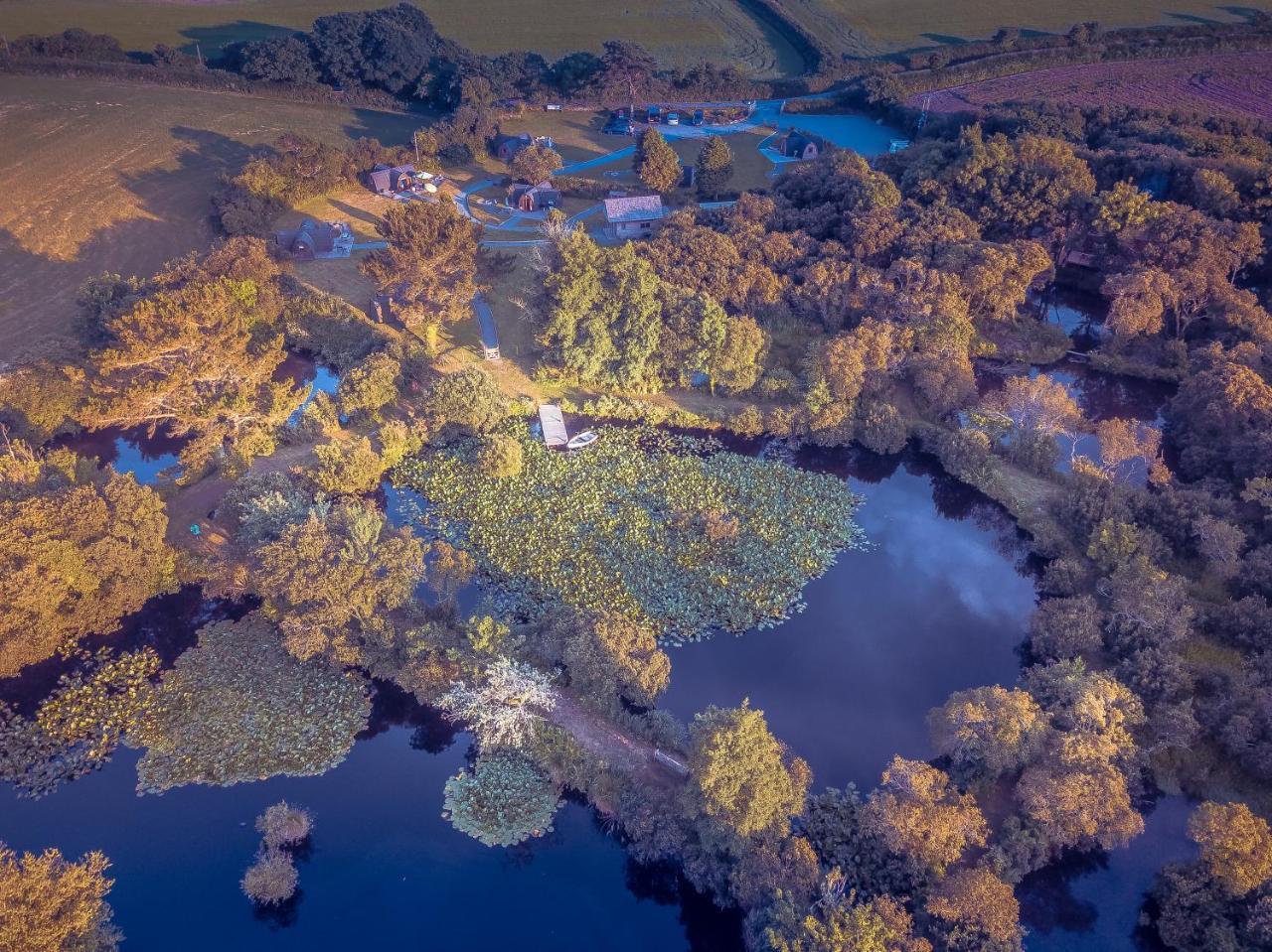Trecombe Lakes Camborne Kültér fotó
